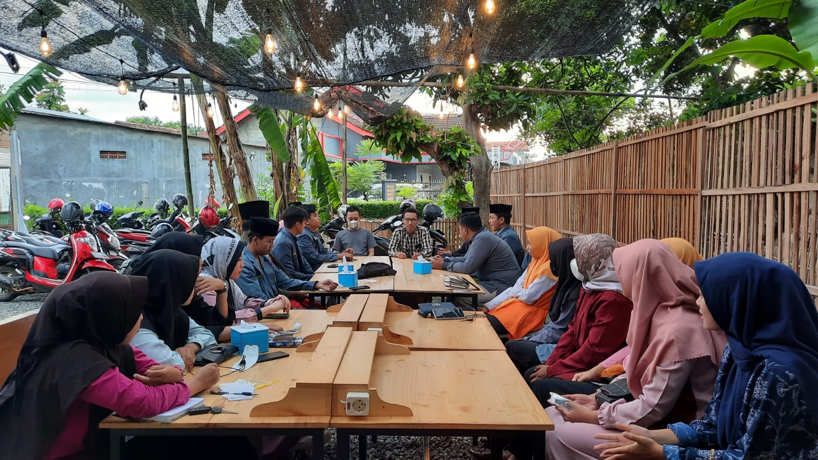 Dua Redaktur LTN-NU Pati 'Menyusup' di acara bukber IPNU-IPPNU.