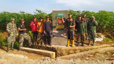 PCNU PATI - Banser Satkoryon Dukuhseti Bantu Percepatan Pembangunan Jalan di Grogolan.