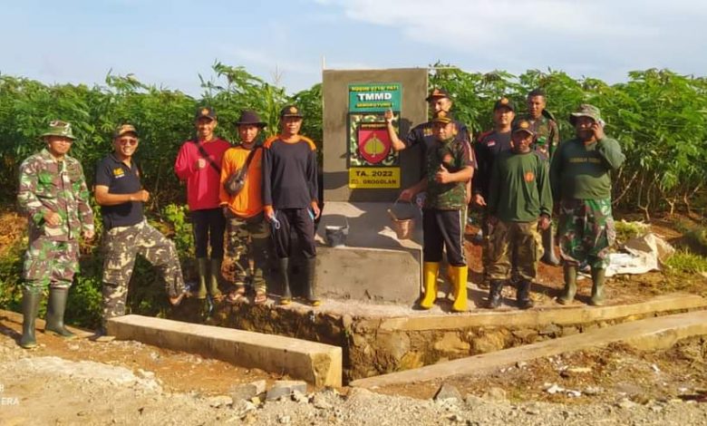 PCNU PATI - Banser Satkoryon Dukuhseti Bantu Percepatan Pembangunan Jalan di Grogolan.