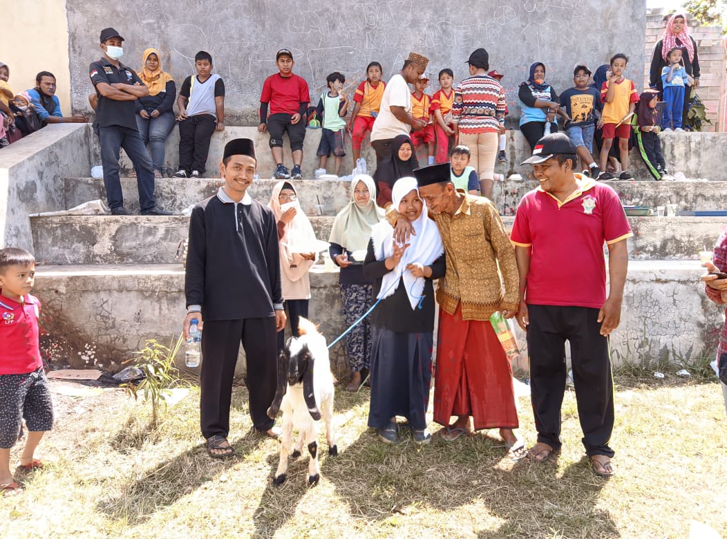 SMPQT As Salafiyah dapat Hadiah Utama HUT RI Ke 77