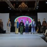 Tata Busana Karya Guru SMK Salafiyah Kajen Ditampilkan pada Ajang Solo Batik Fashion
