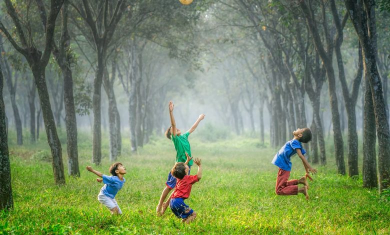 4 Hal yang Harus Kita Lawan Agar Diri Kita Semakin Berkembang. Photo by Robert Collins on Unsplash.
