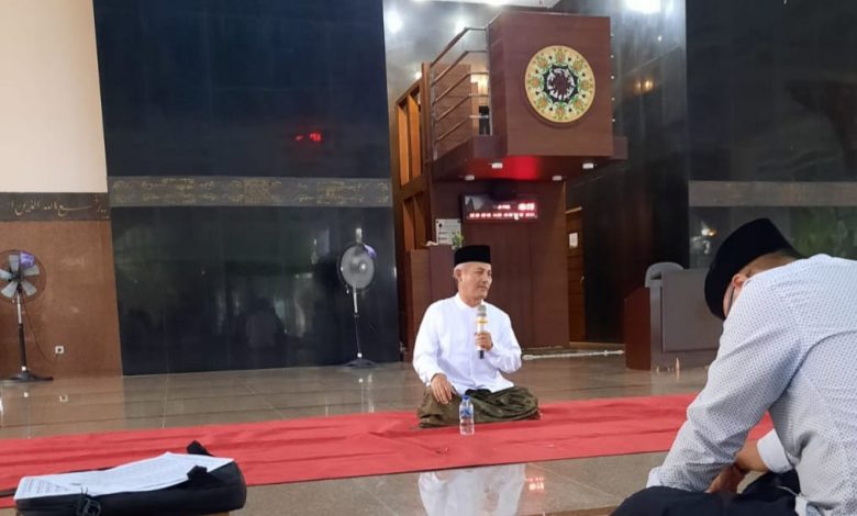 Mahasiswa Thoriqoh Peringati Hari Pahlawan