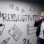 4 Tips Agar Tetap Produktif saat Weekend. Photo by Andreas Klassen on Unsplash.