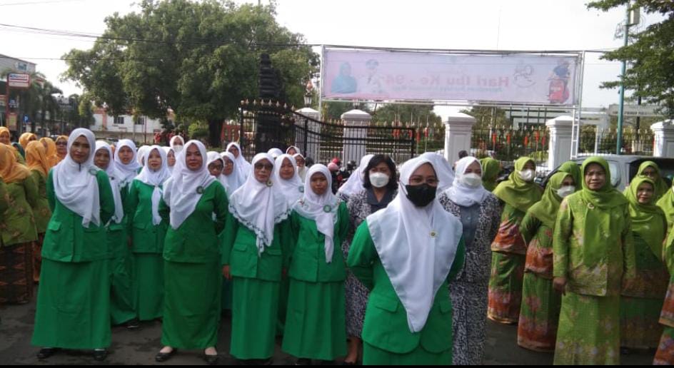 Hadiri Apel Hari Ibu, Ini Pesan Ketua Muslimat NU Pati