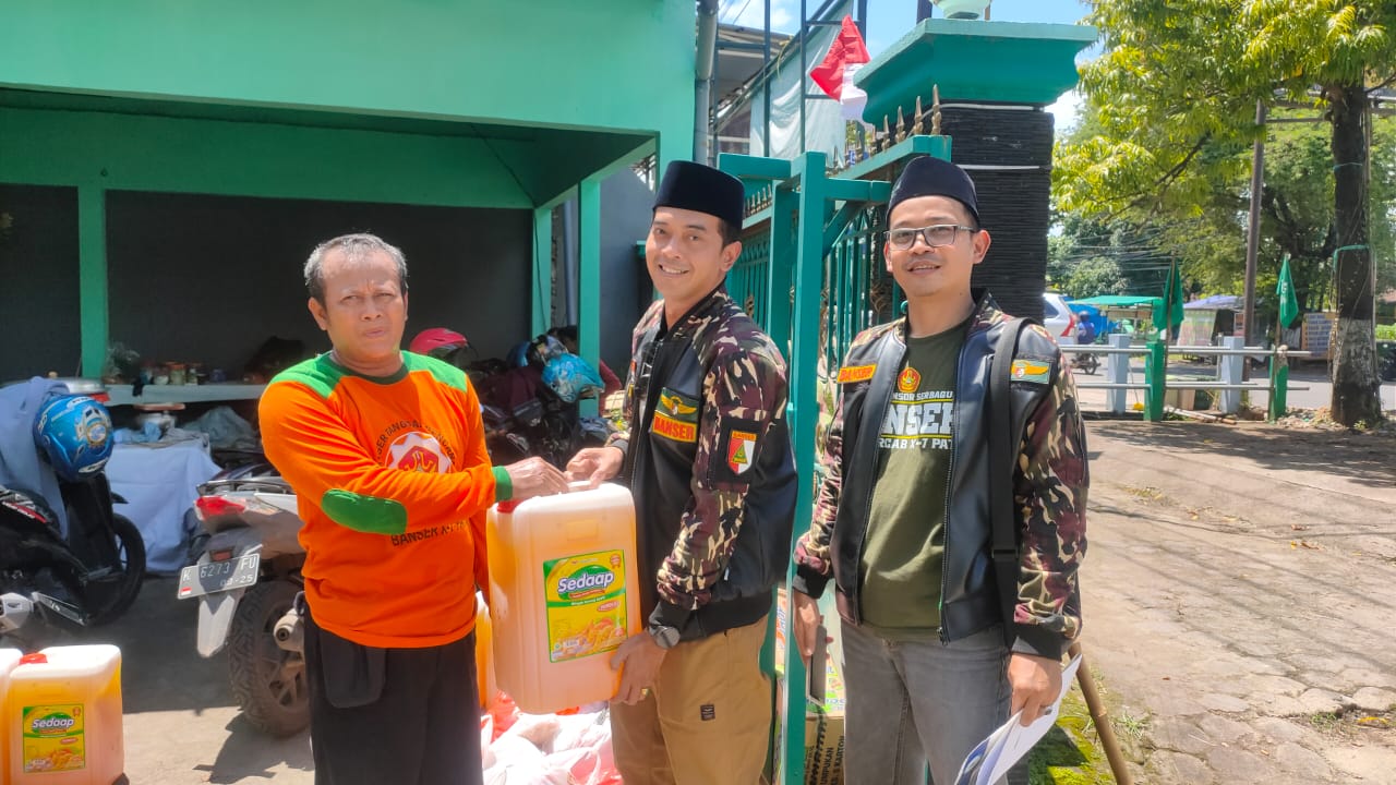 GP Ansor Pati dan Front Nelayan Bersatu Salurkan Bantuan untuk Korban Banjir