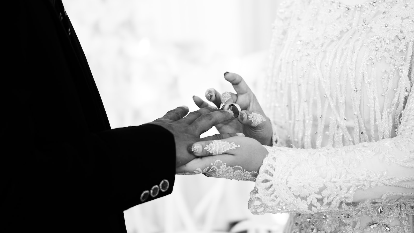 NU 'Wali Nikah' Budaya - Agama. Photo by Agung Raharja on Unsplash.