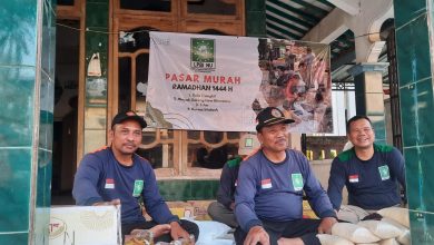 Gandeng Karang Taruna Mandala, LPBI NU Pati Gelar Pasar Murah di Desa Lahar