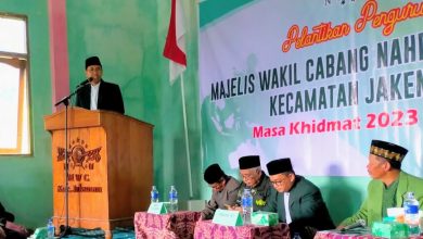 Pelantikan MWCNU Jakenan, Ketua PCNU Ingatkan Pesan K. Ali Maksum