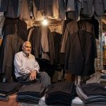 Semua Orang Menjual Diri. Photo by Yassin Mohammadi on Unsplash.