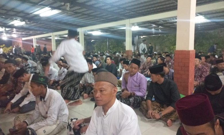 Puncak Haul Mbah Mutamakkin Kajen Berlangsung Malam Ini