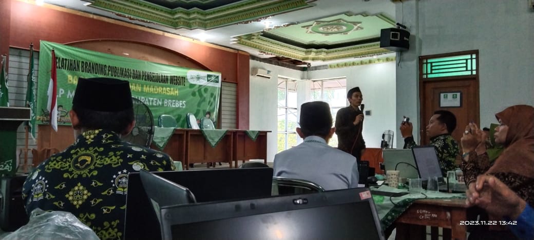 Pentingnya Branding bagi Madrasah