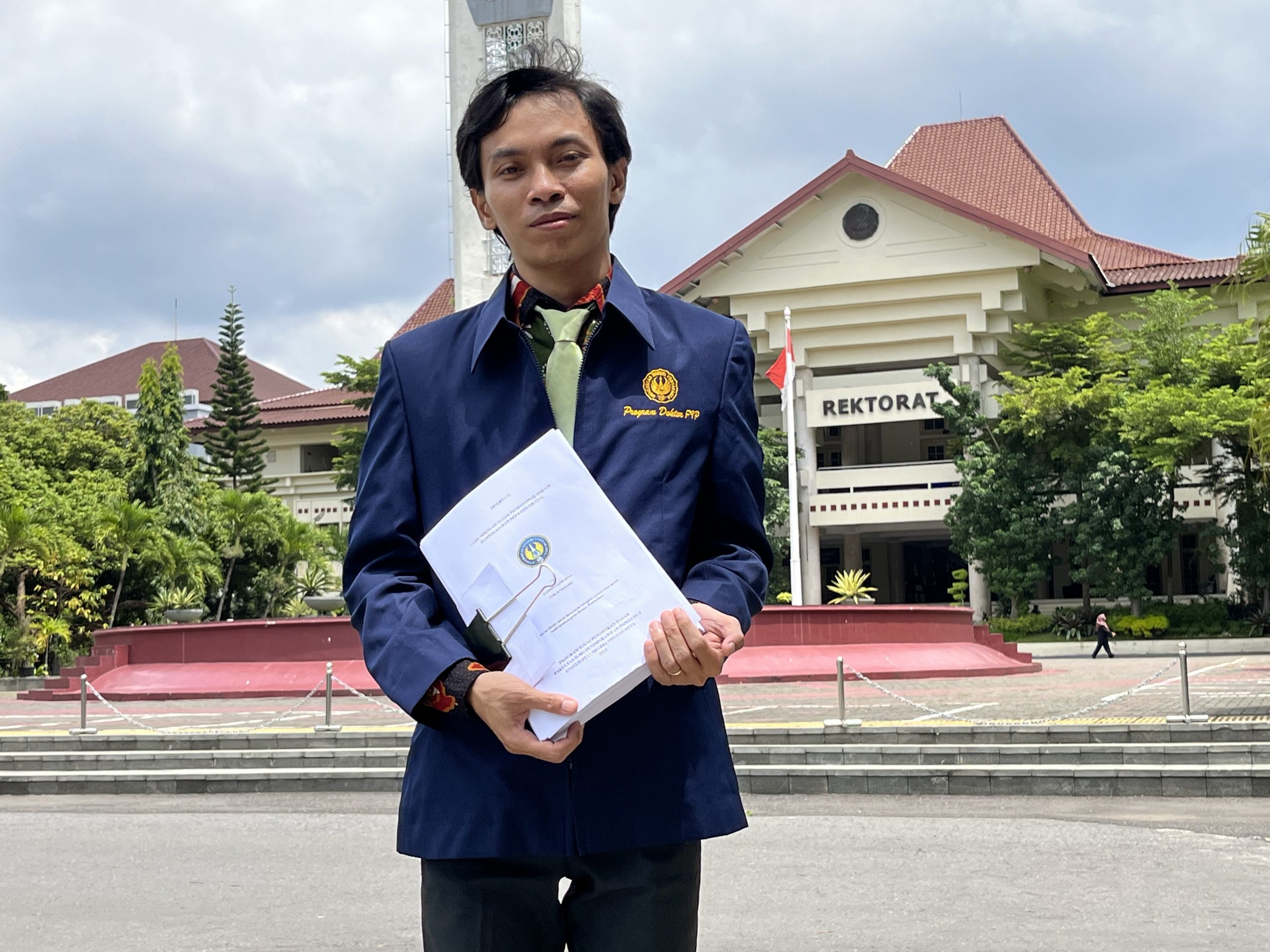 Tulis Dua Artikel Scopus, Dosen Asal Pati Ini Raih Doktor Tanpa Ujian Terbuka