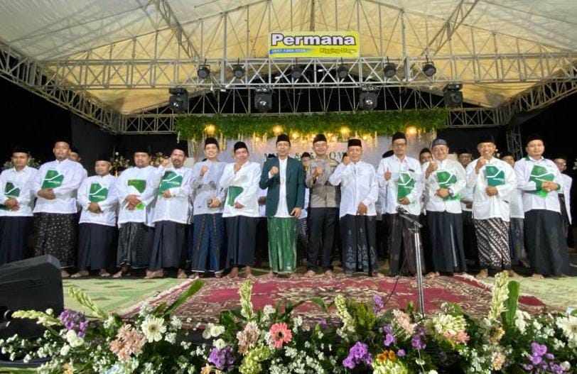 Ketua PCNU Datangi Pelantikan NU di Gembong