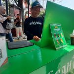 Pedagang Es Kopi Keliling di Pati Ketiban Rezeki