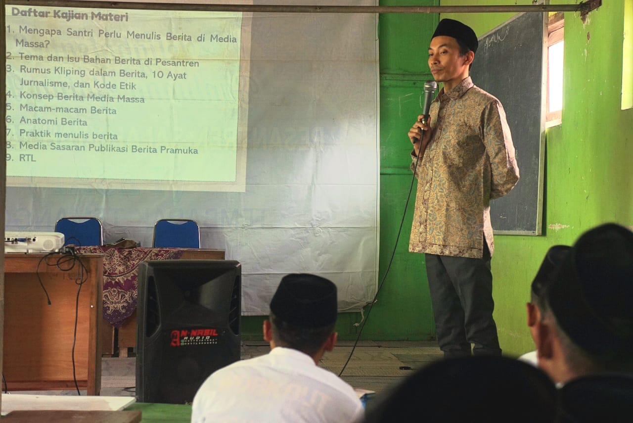 Santri Pesat Temanggung Diajak Dakwah Lewat Media Massa