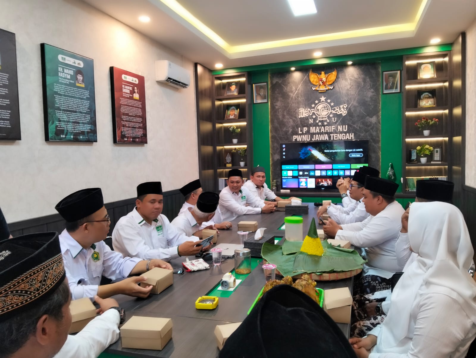 Gus Rozin; Tugas Besar Ma`arif Mencerdasakan Anak Bangsa