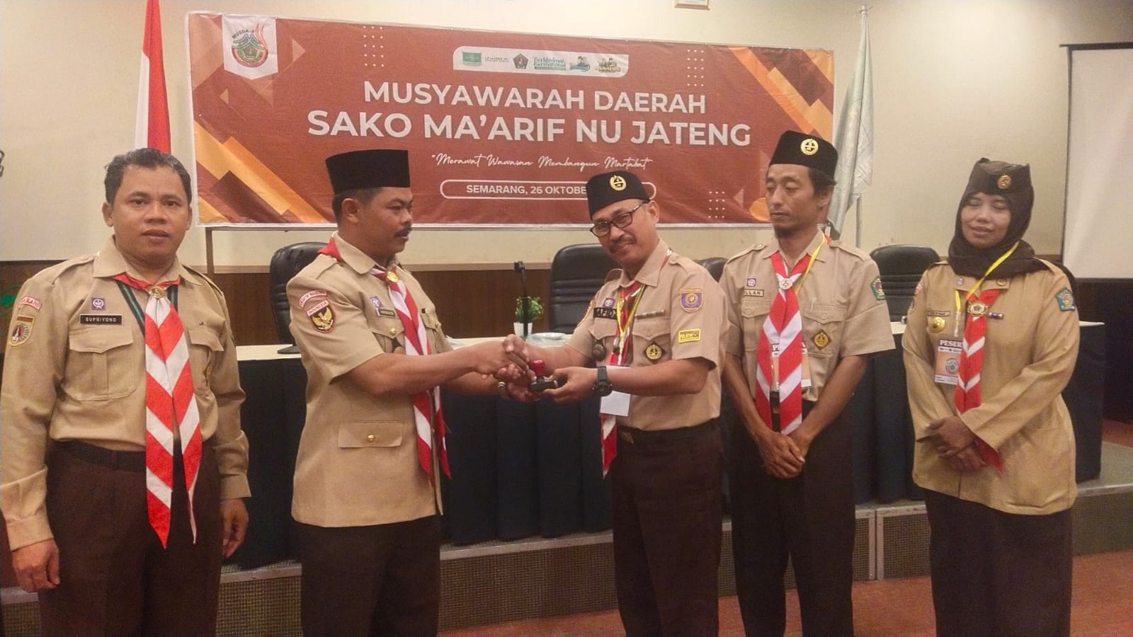 Kak Shobirin Pimpin Sakomanu Jateng 2024-2029