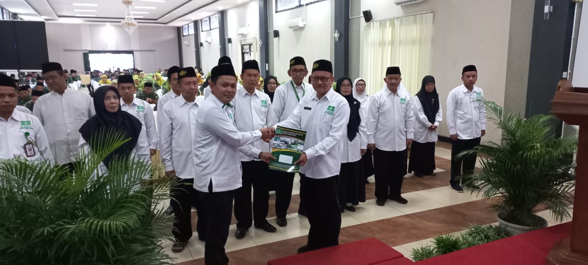 Fakhruddin Kukuhkan Pengurus LP Ma’arif NU PCNU Kab. Purbalingga.