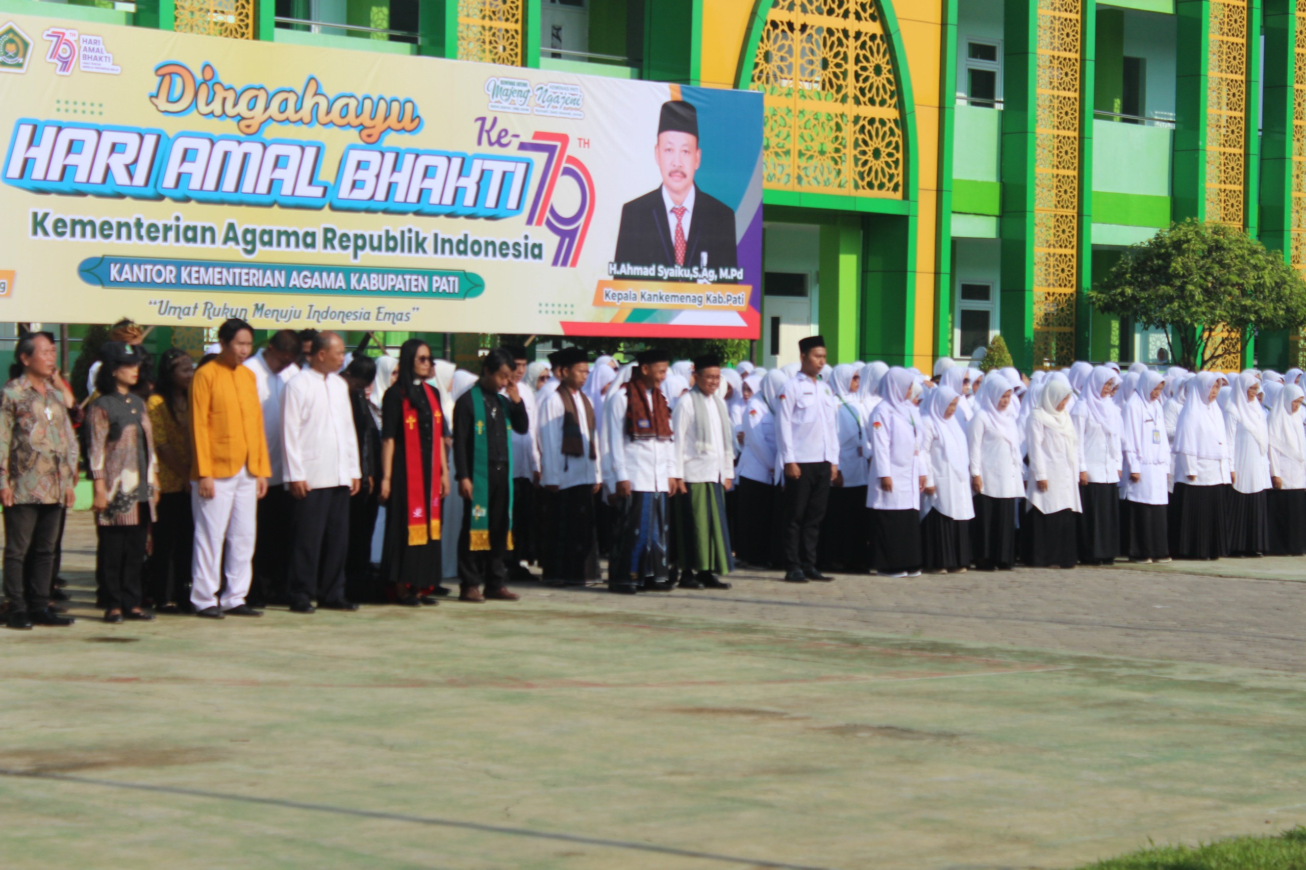 Usung Tema Moderasi, Upacara HAB Ke-79 Kemenag di MAN 1 Pati Berlangsung Khidmat