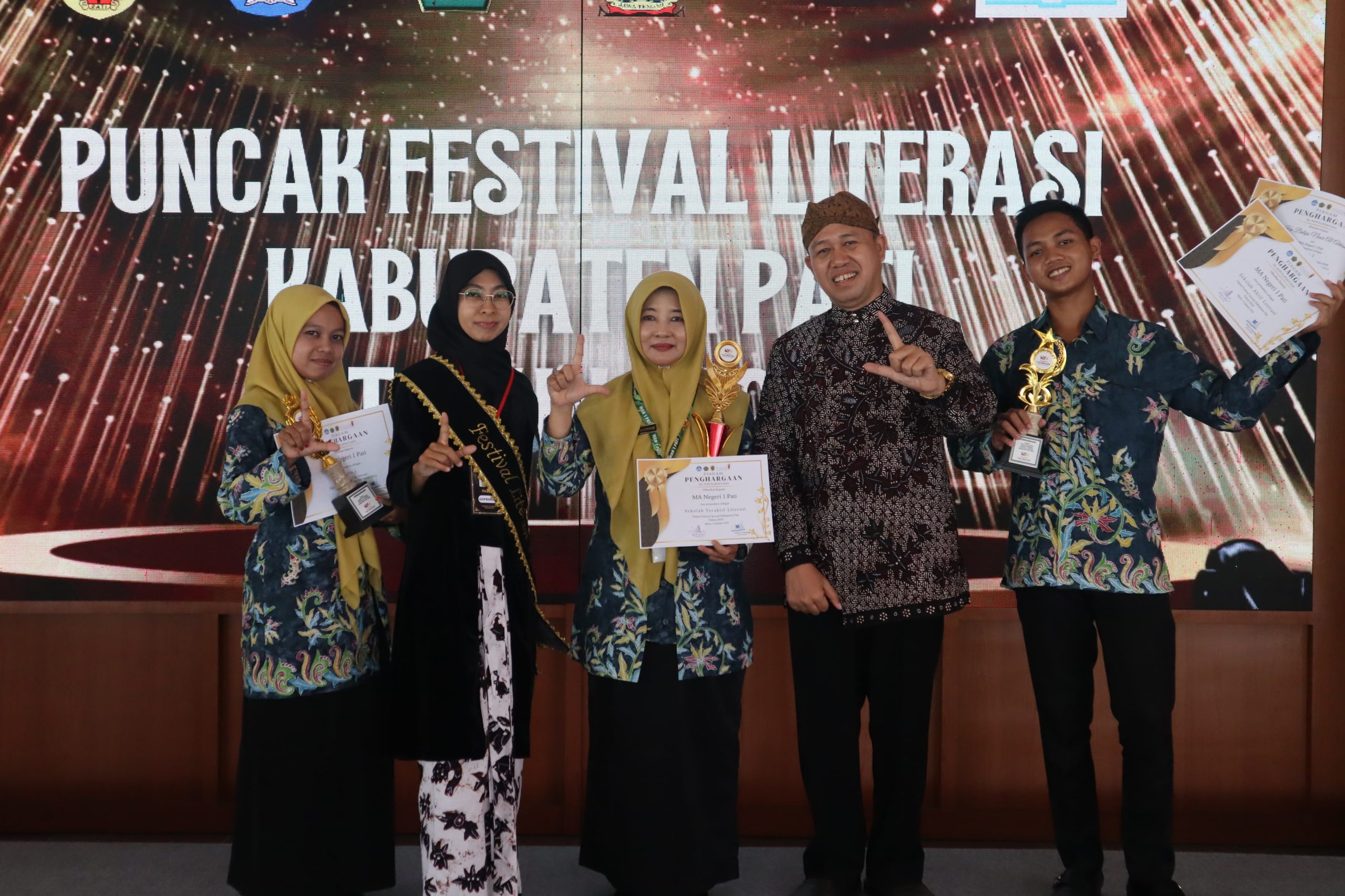 MAN 1 Pati memperoleh Predikat *Sekolah / Madrasah Teraktif Literasi 2024*