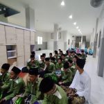Peringati Isra' Mi'raj, SMP dan MA QT Al-Akrom Banyuurip Gelar Siraman Rohani