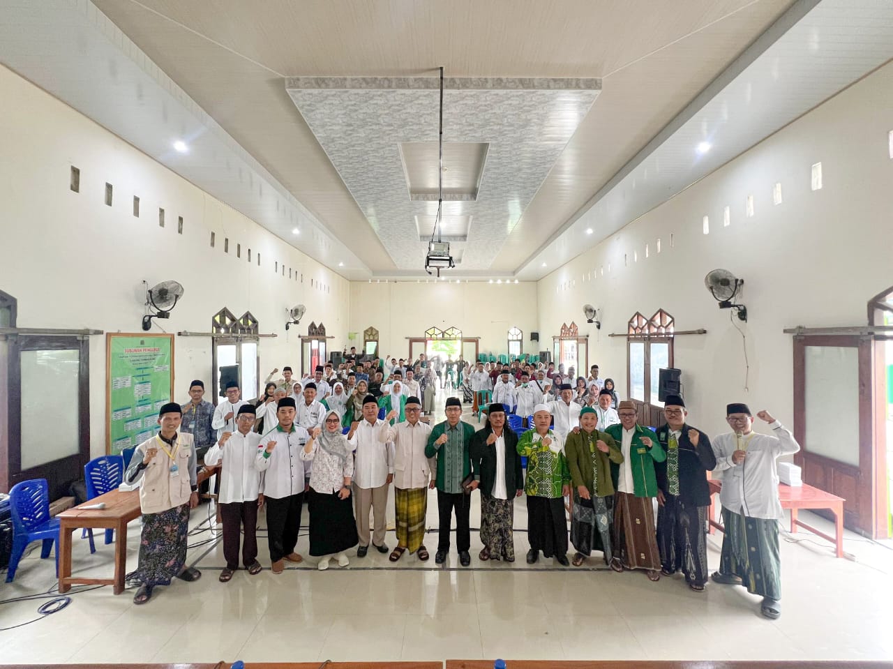 Tingkat Profesionalitas Pengurus UPZIS, MWC NU Tambakromo Gelar Madrasah Amil