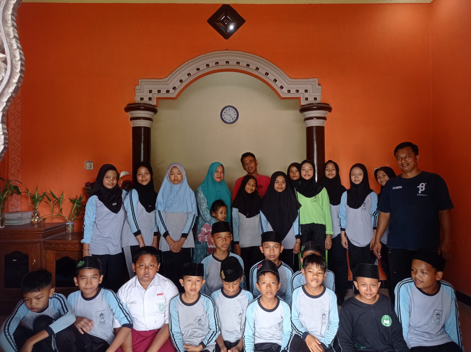 Libatkan Peran Orangtua, MI Walisongo Kalangan Adakan Kegiatan Kunjungan Rumah
