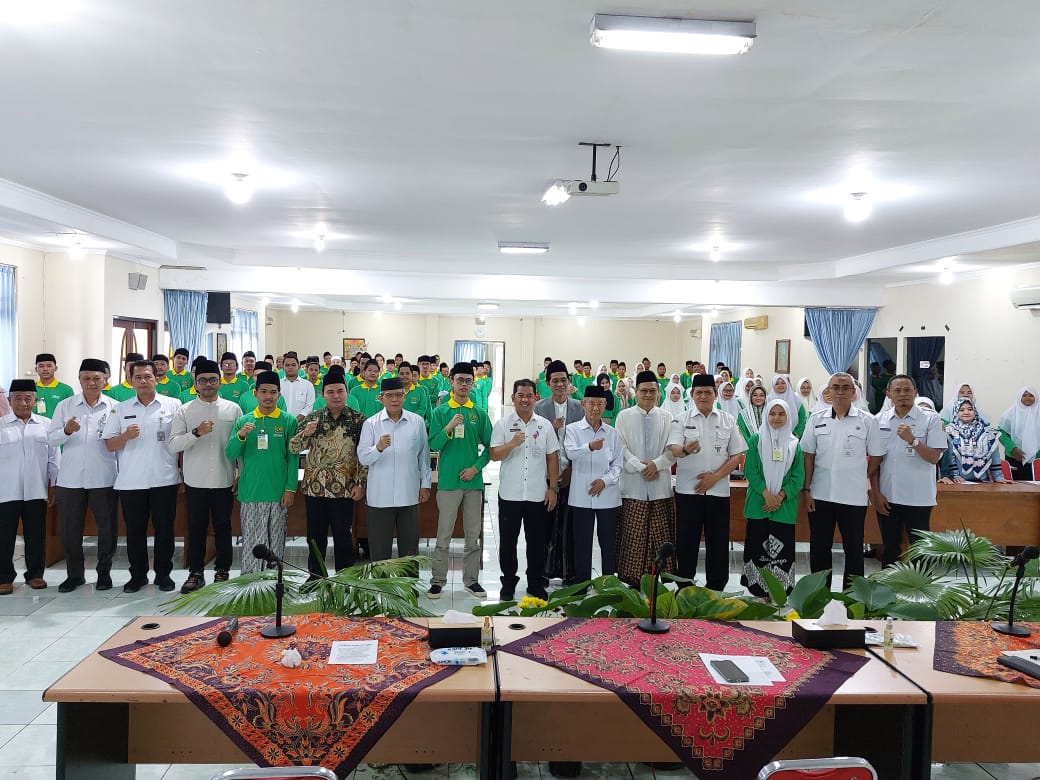 RMI PWNU Jawa Tengah Bersama Baznas Jawa Tengah Dorong Pesantren Melek Digital melalui Pelatihan Digital Marketing