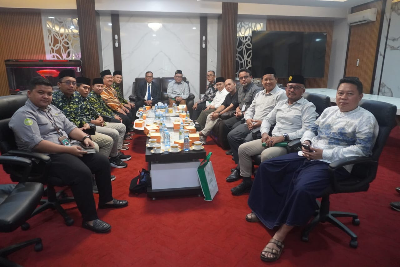 LP Ma’arif PWNU Jateng Jalin Kolaborasi Strategis dengan Unissula: Bahas Beasiswa Bagi Guru, Penguatan Pendidikan, dan Pengembangan SDM