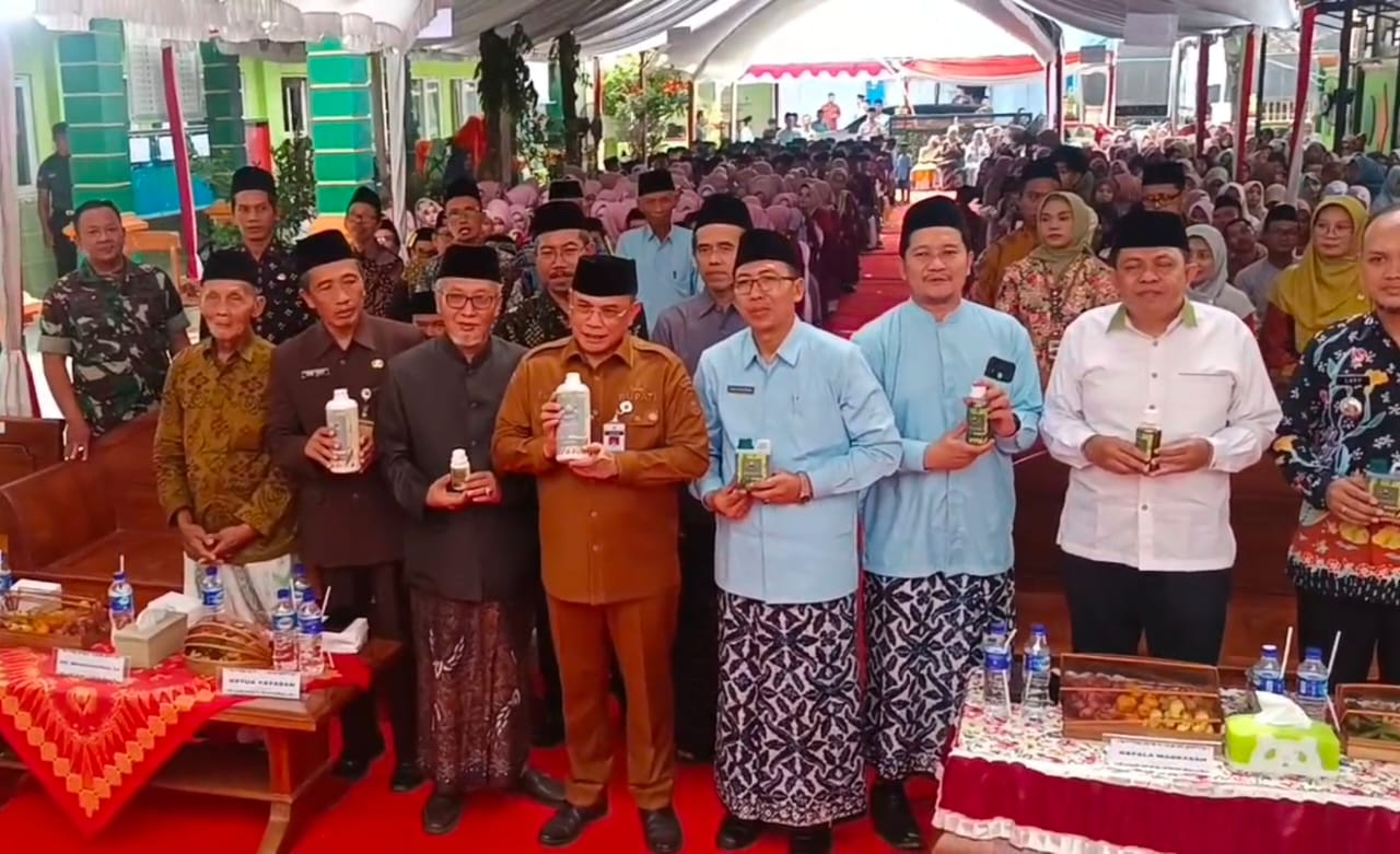 Bupati Pati Apresiasi Inovasi Pupuk Organik MTs Tarbiyatul Banin