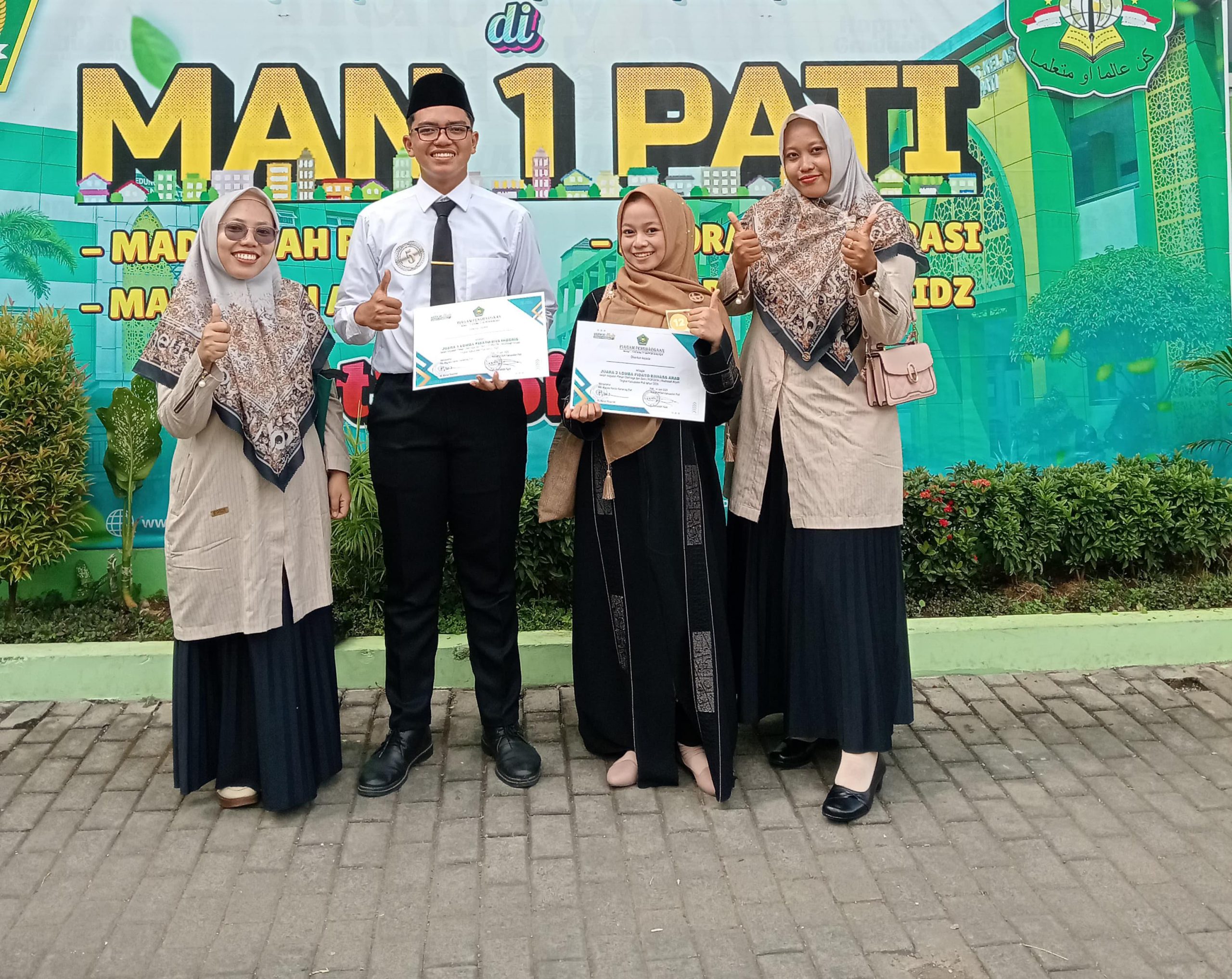 Siswa MA Manahijul Huda Sabet Tiga Juara di Ajang Porseni