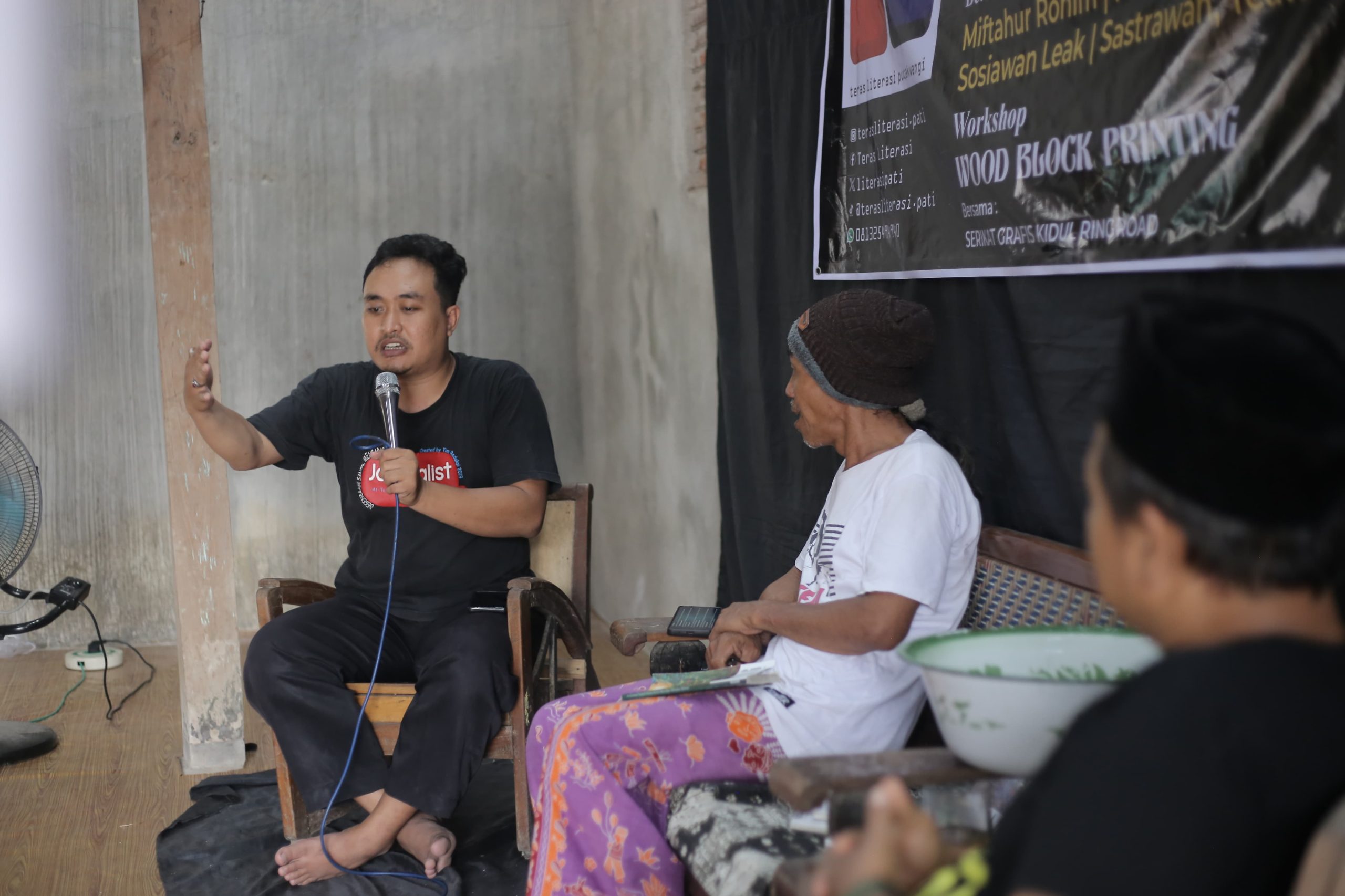 Anggota Lesbumi Pati Luncurkan Buku Kumpulan Naskah Drama