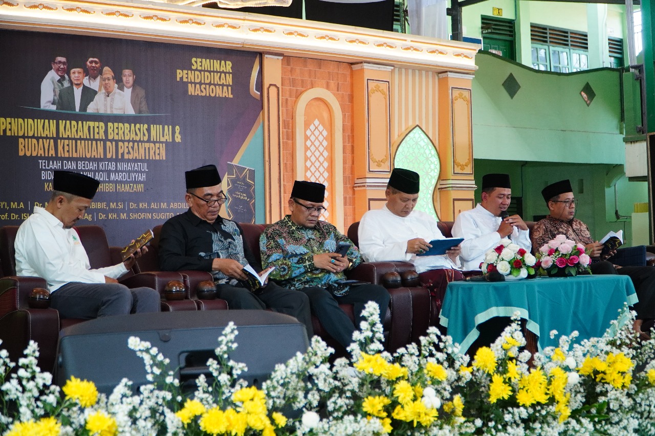 Seminar Pendidikan: Telaah Kitab Karya KH. Muhibbi Hamzawi di Madrasah Salafiyah Kajen