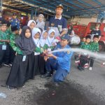 46 Santri Baru MI Hidayatul Islam Terima Edukasi dari Damkar