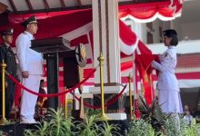 Pimpin Upacara 17-an di Pati, Ini Pesan Taj Yasin