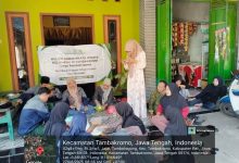 Tim KKN Antasena Ipmafa Latih Ibu-Ibu di Tambahagung Tambakromo Bikin Inovasi