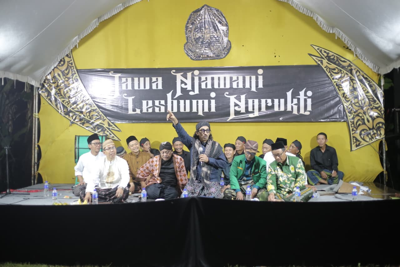 Lesbumi PCNU Pati Gelar Ngaji Budaya di Pasucen