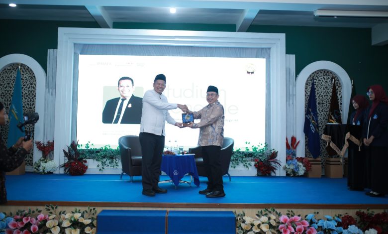 Gus Rozin Tekankan Pentingnya Literasi Akademik di Era Digital