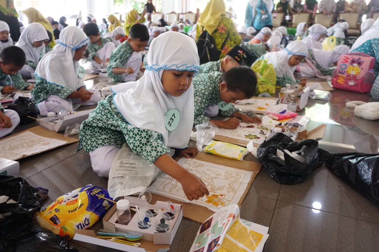 YPMNU Pati Gelar Lomba Membatik untuk Anak-Anak
