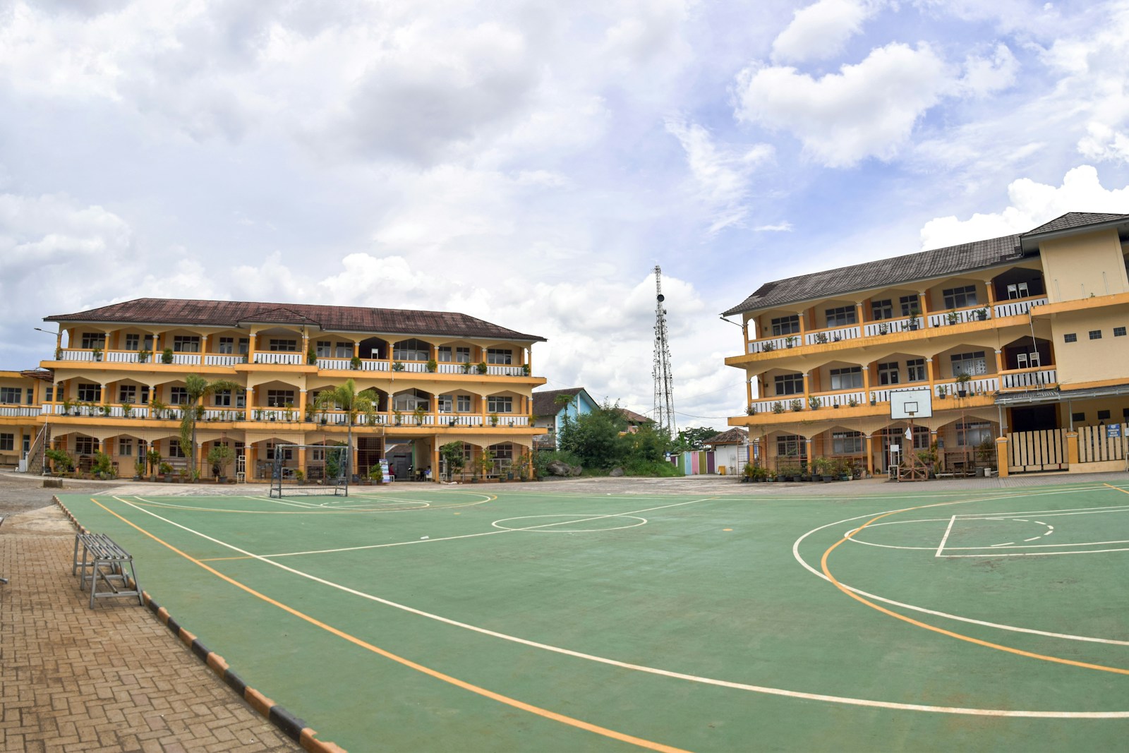 Santri Membangun Negeri