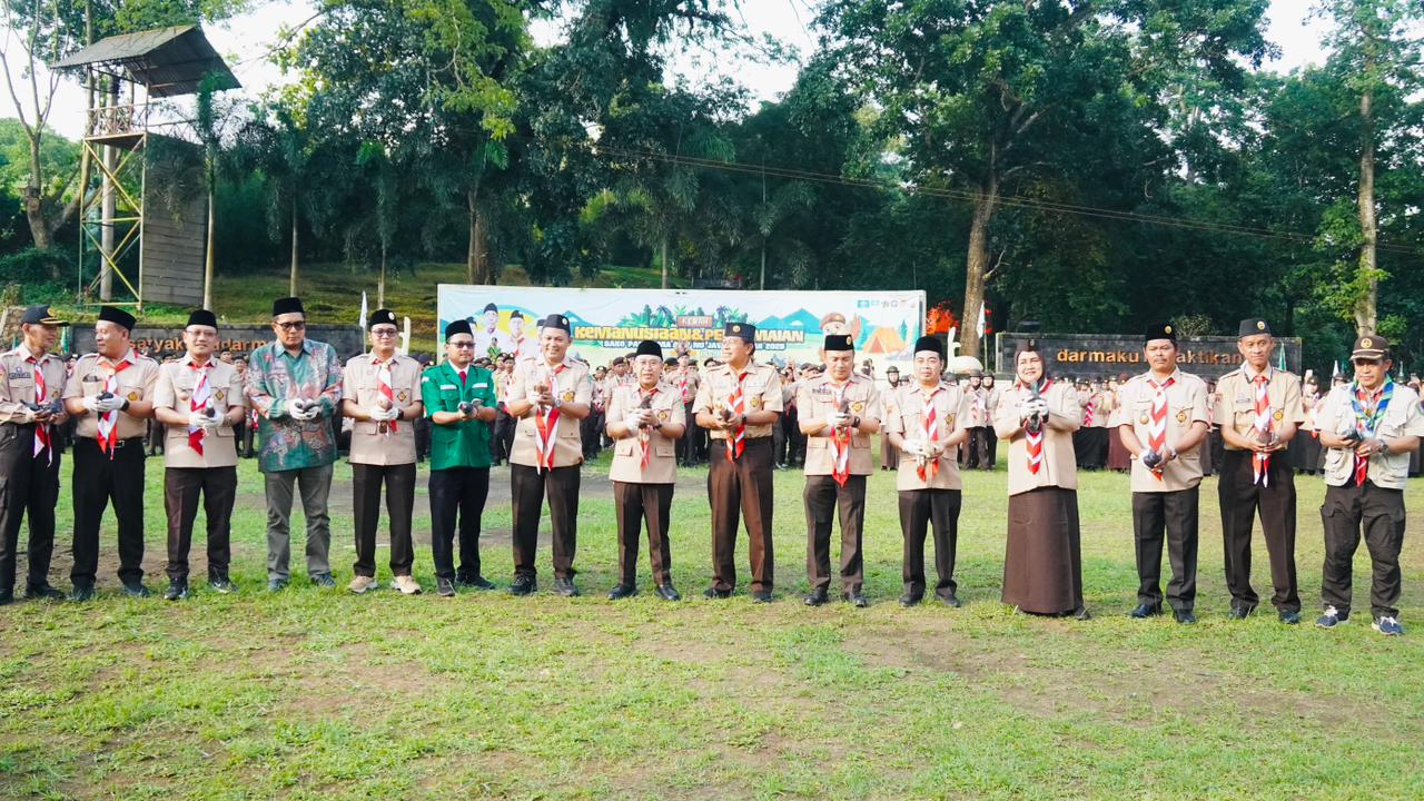 Upacara Pembukaan Kemah Kemanusiaan dan Perdamaian SAKO Pramuka Pandu Ma'arif Jawa Tengah Tahun 2025
