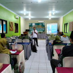 Madrasah Bertransformasi Digital, LP Ma’arif NU Pekalongan Latih Guru Coding dan AI