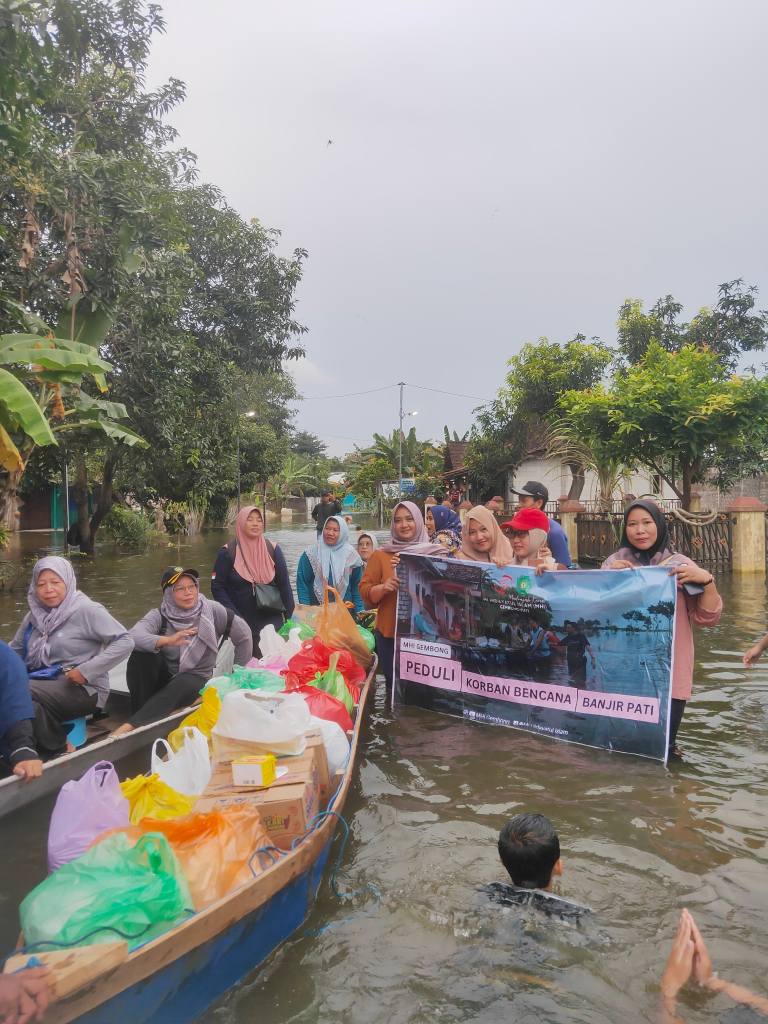 Keren! MHI Gembong Serahkan Ribuan Paket Logistik kepada Korban Banjir
