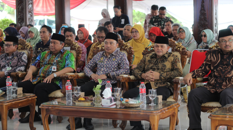 Bupati Semarang Instruksikan Disdikbudpora Pimpin Sinergi Lintas Sektor Bentuk Pokja Pendidikan Inklusif