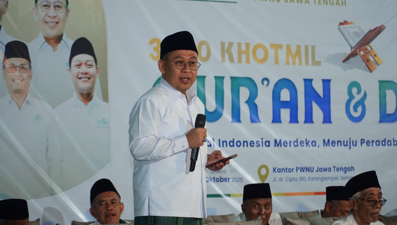 Ketua PWNU Jateng Gus Rozin Serukan Idulfitri Bermakna, Utamakan Persaudaraan