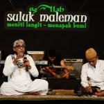 Keterangan foto: Anis Sholeh Ba’asyin dan KH. A. Nawawi Cholil dalam NgAllah Suluk Maleman “Kita, Agama, Kuasa” yang digelar di Rumah Adab Indonesia Mulia, Sabtu (23/5).