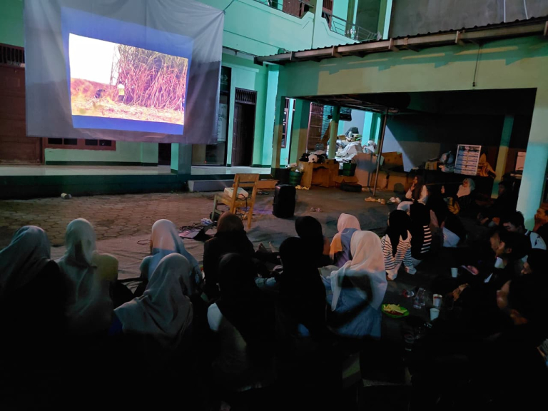 Pantik Nalar Kritis Kader, IPNU IPPNU Pati Bedah Film "Pesta Babi"