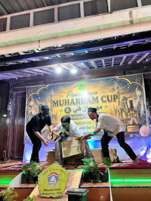 Panggung Muharram Cup Ponpes Bunyanun Marsush Bulumanis Kidul Suguhkan Pentas Teater Edukatif Santri
