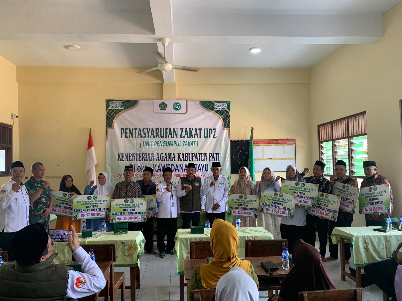 Kemenag Pati Gelontorkan Zakat Rp 782 Juta untuk Bedah Rumah dan Modal Usaha